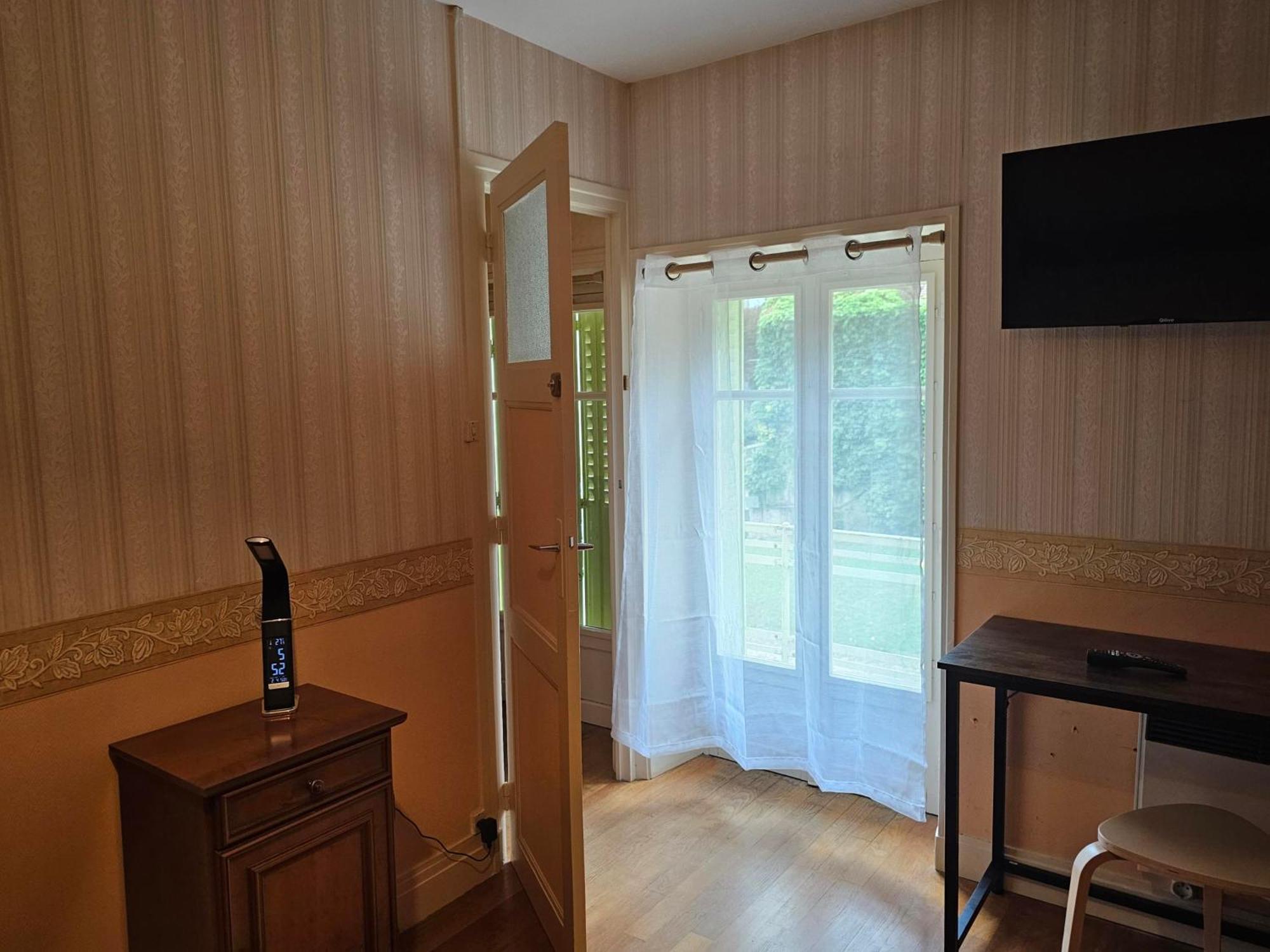 Chambres D'Hotes Les Frerots Lurcy-le-Bourg ภายนอก รูปภาพ